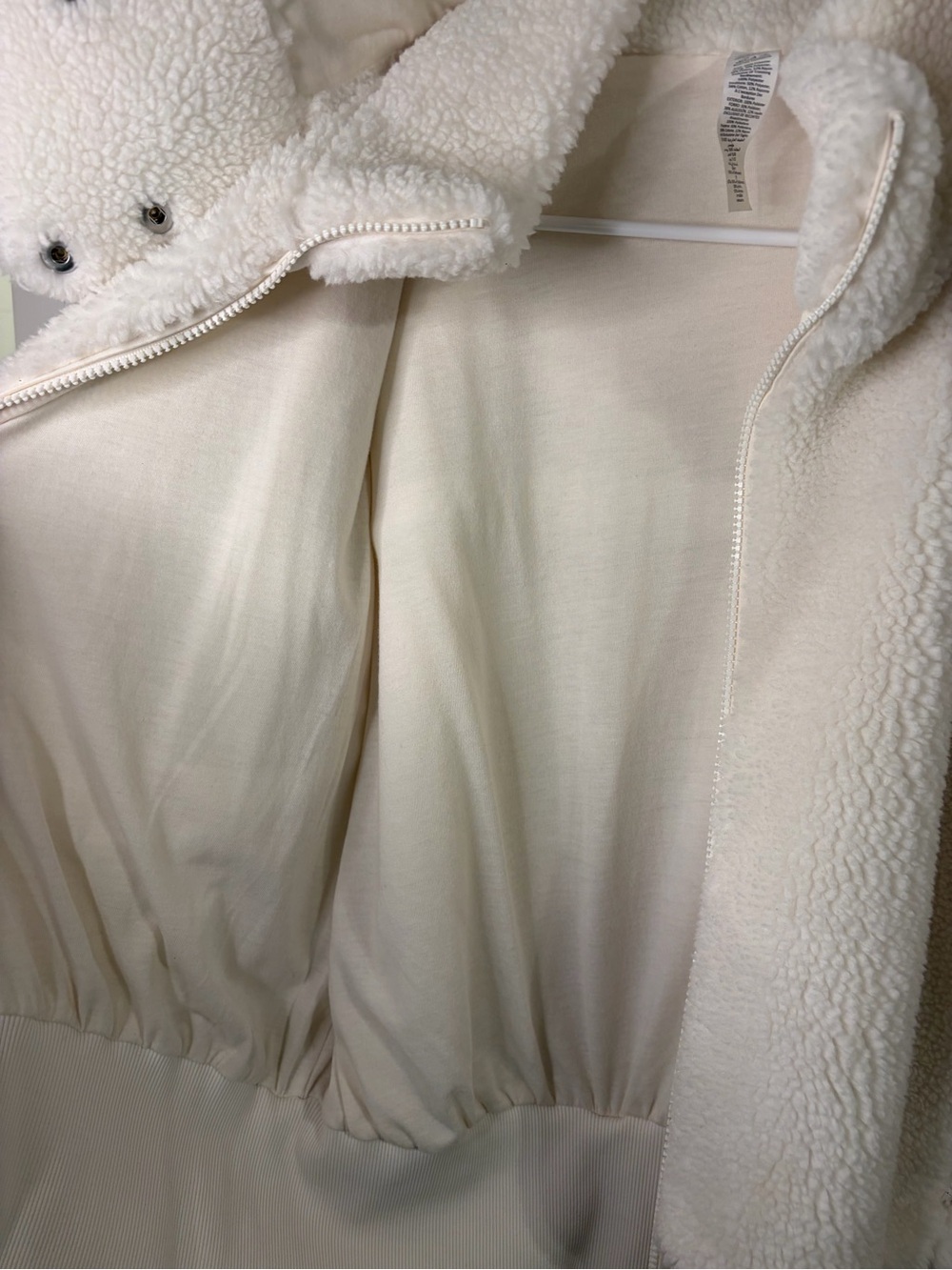 Alo Foxy Sherpa Jacket Ivory/White Women's Size Medium NWT READ - Picture 10 of 13